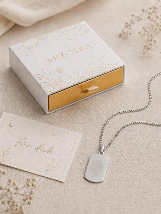 Schmuck für Männer mit Gravur in hochwertiger Mizodia Geschenkbox