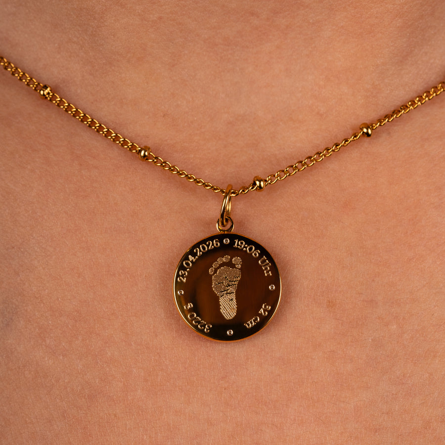color:gold