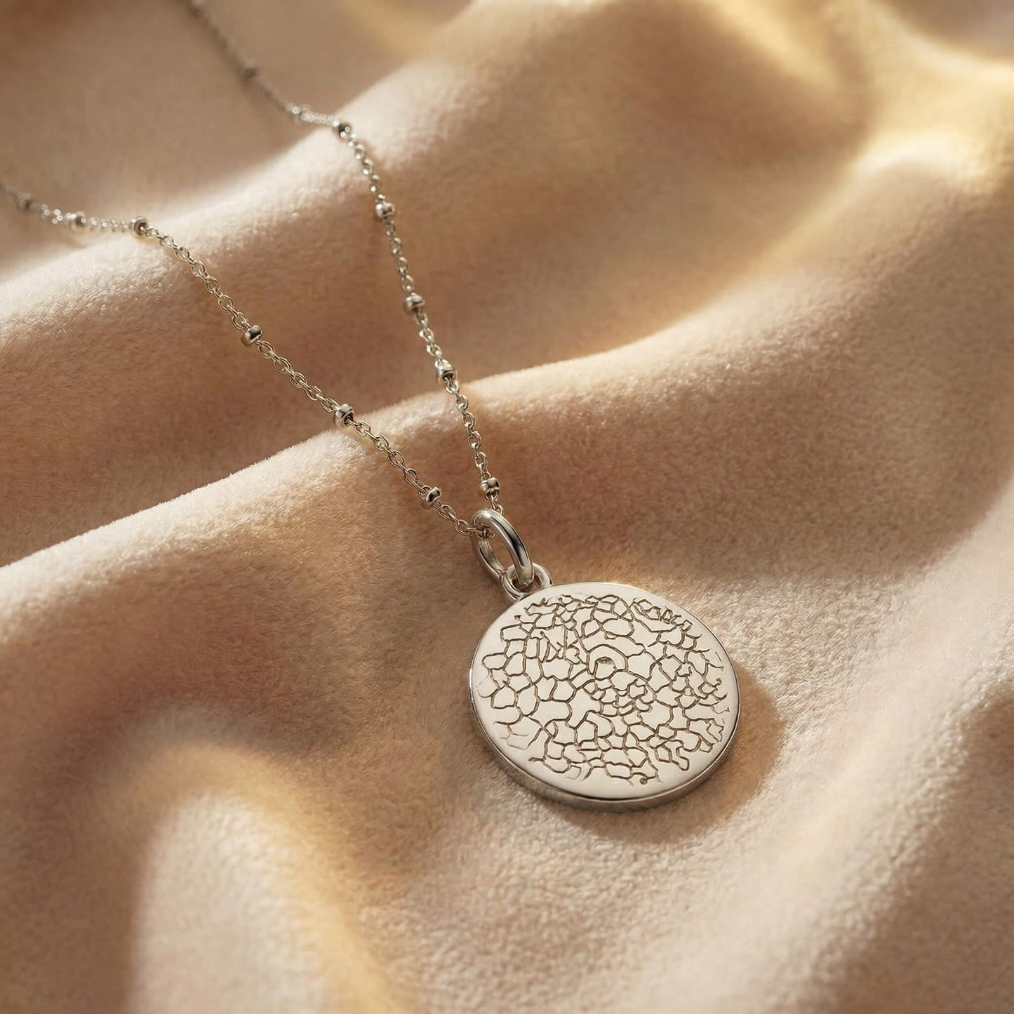 color:weißgold:kette:anker-kugelkette