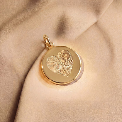 Fingerabdruck Herz mit zwei Abdrücken Charm Echtgold