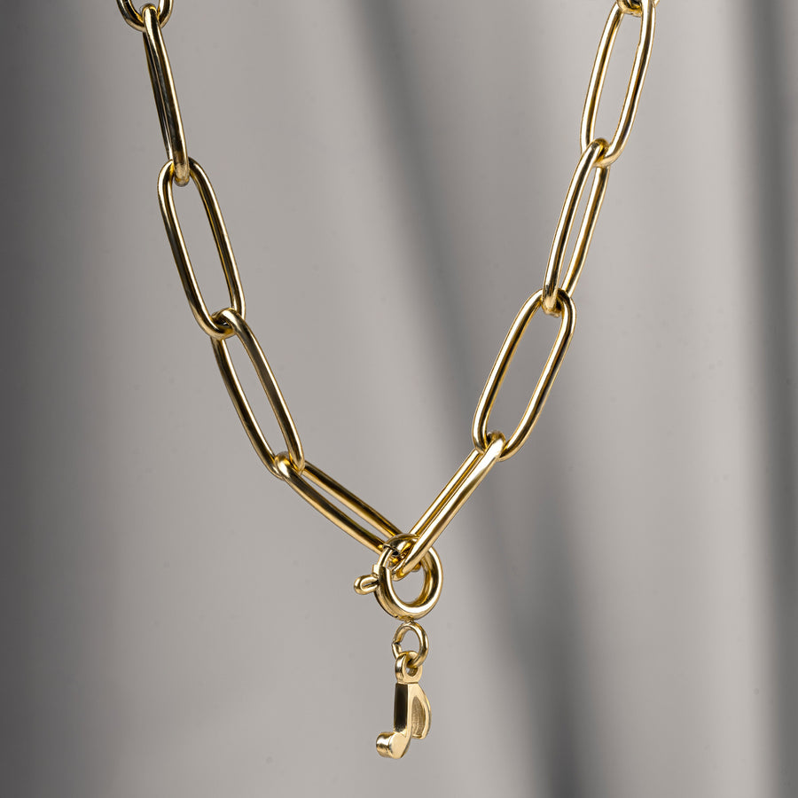 color:gold
