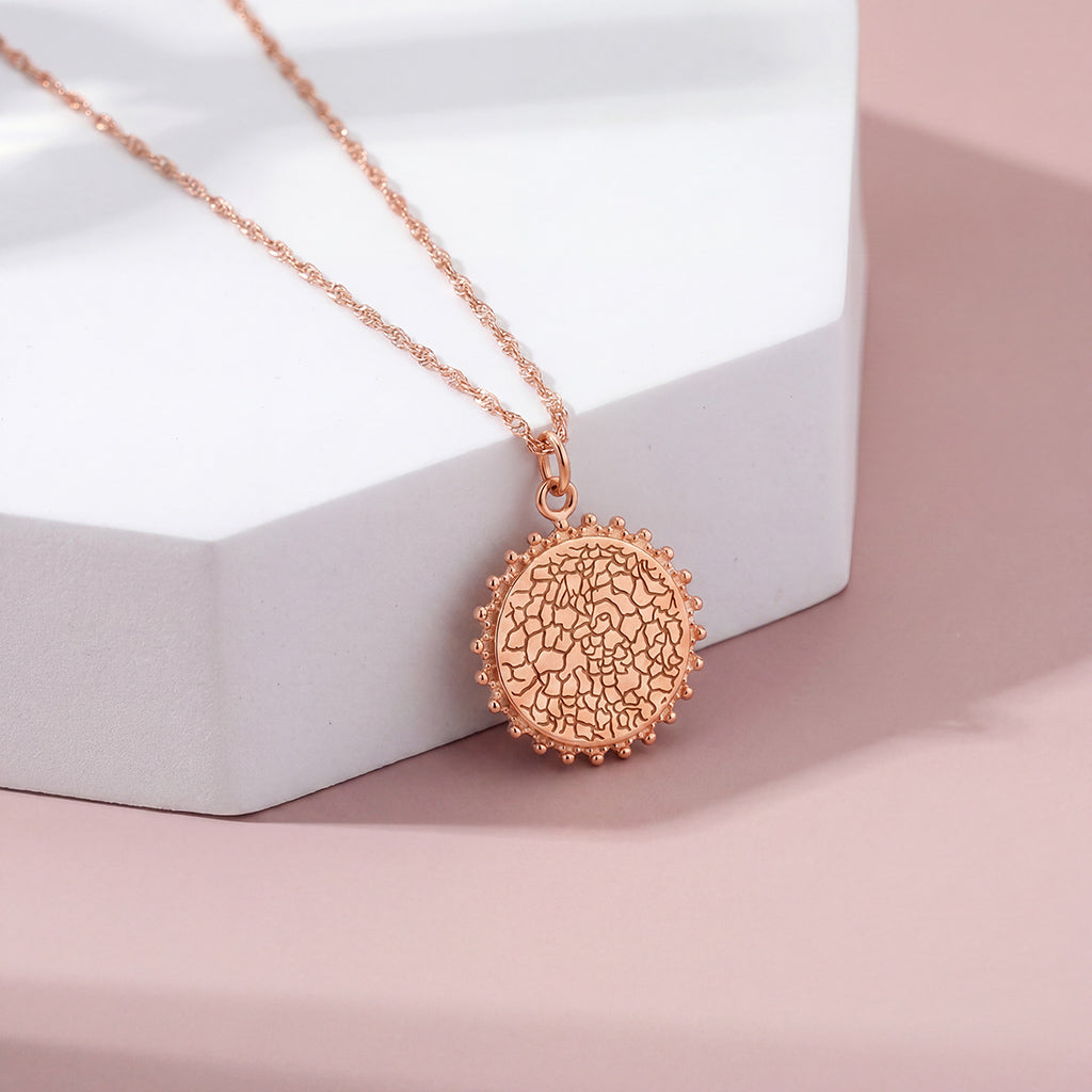 color:rosegold