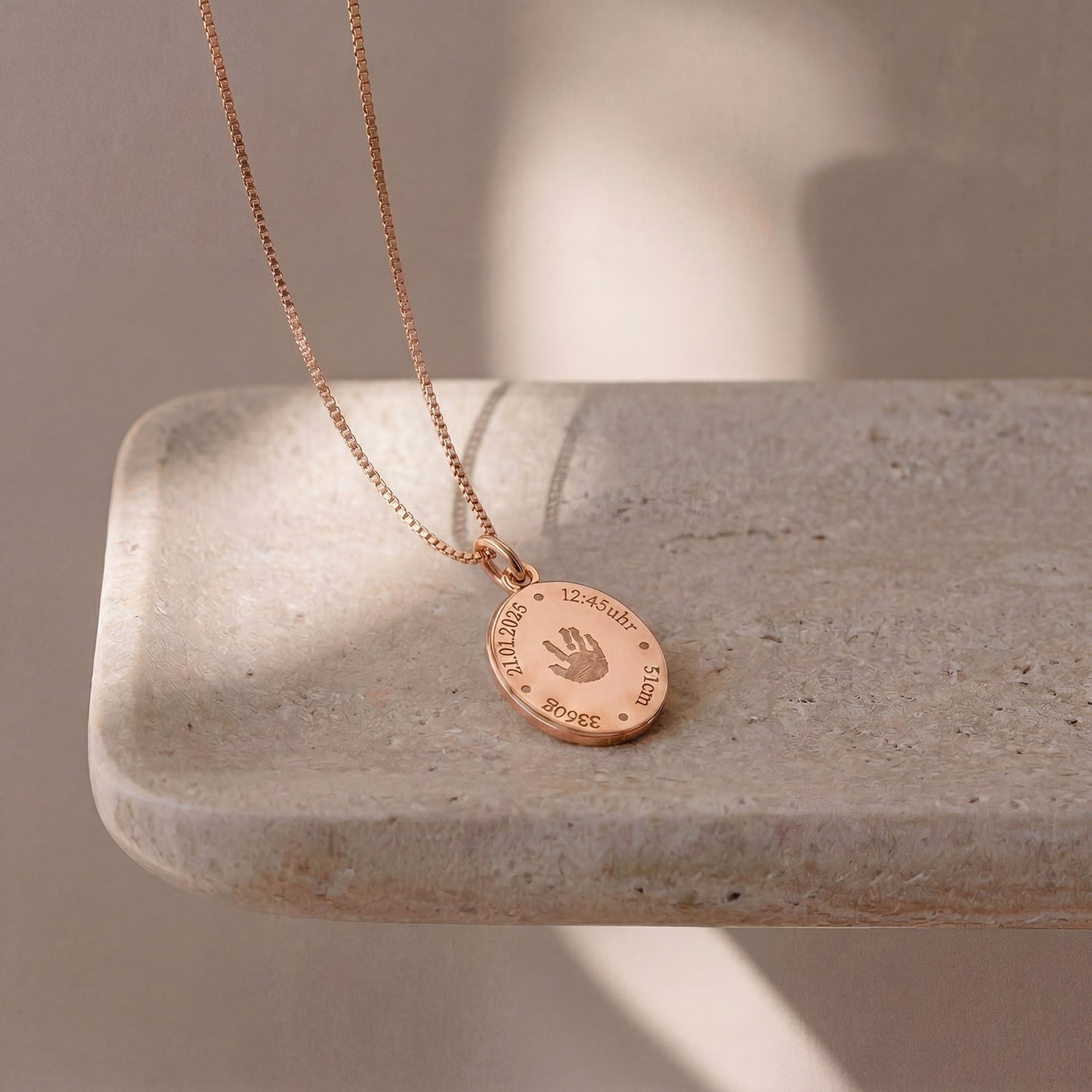 color:rosegold