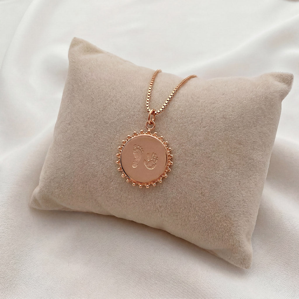 color:rosegold