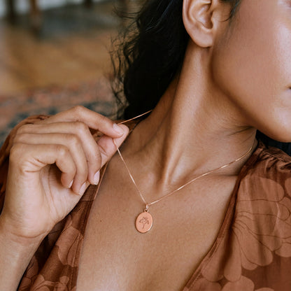 color:rosegold