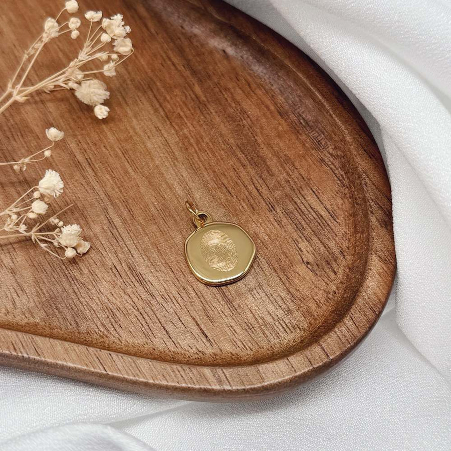 color:gold:secondary