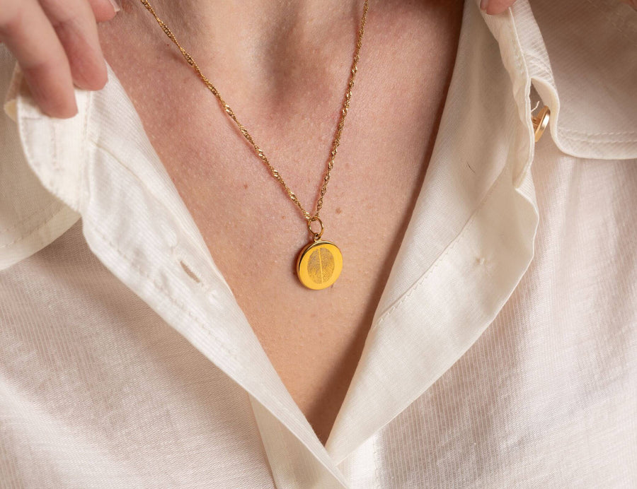 color:gold:secondary