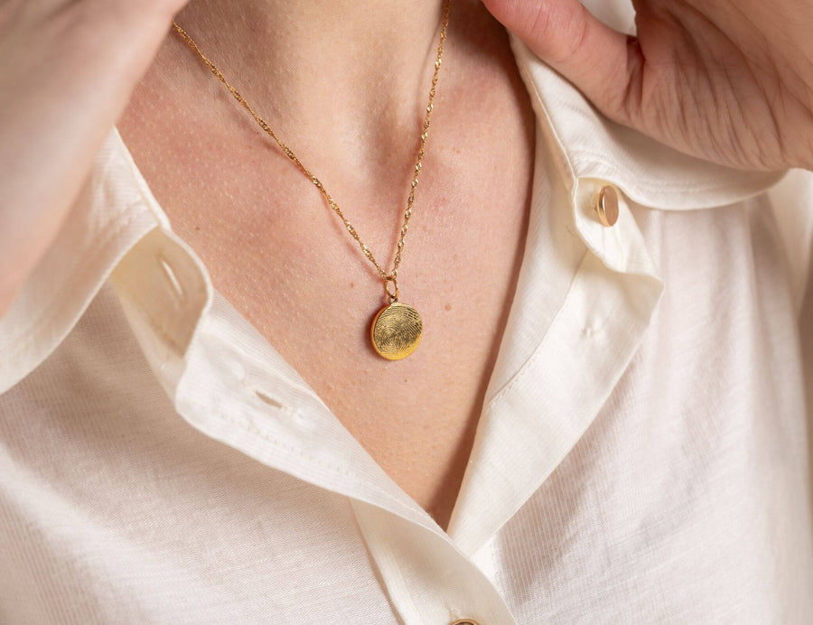 color:gold:secondary