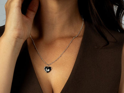 Hand und Fußabdruck herzförmiger Charm